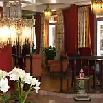 Pastel Hotel Paris