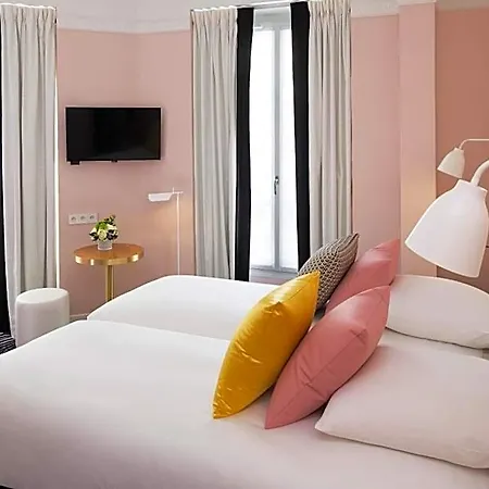 Hotel Pastel 3*