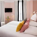 Pastel Hotel