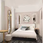 Pastel Hotel