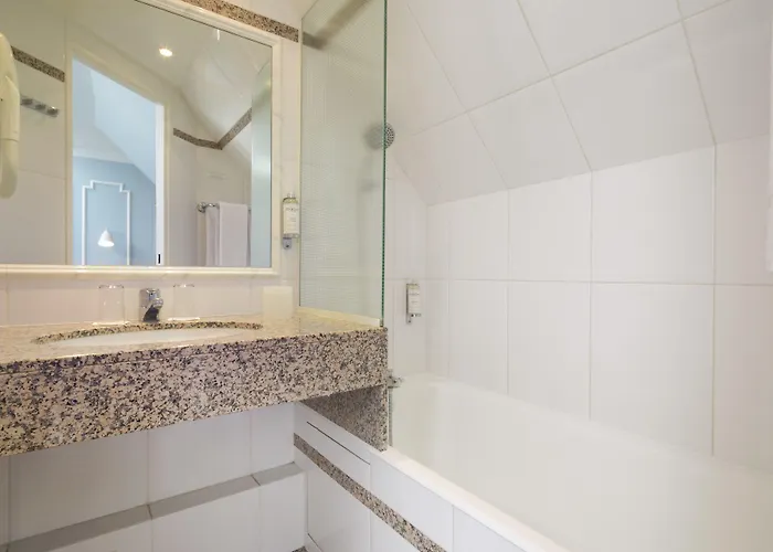 オテル パステル ホテル 3*